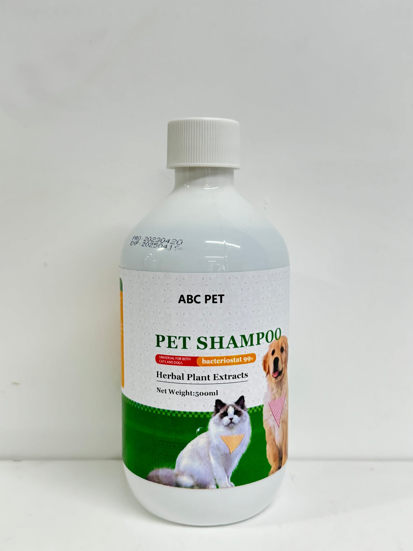 ABC PET Shower Gel for Pets Clean and Easy to Clean Shower Gel& Coconut Lime Verbena for Cleaning, Conditioning, Detangling & Moisturizing Dogs, & Cats – 7.1 Oz - Model 820015A